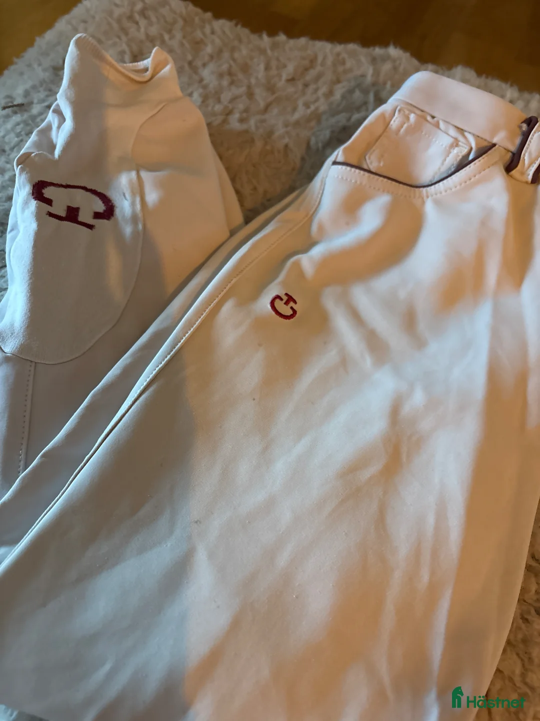 Ridbyxor ryttarutrustning till salu: Fina vita ridbyxor 🌸 - Annons 1