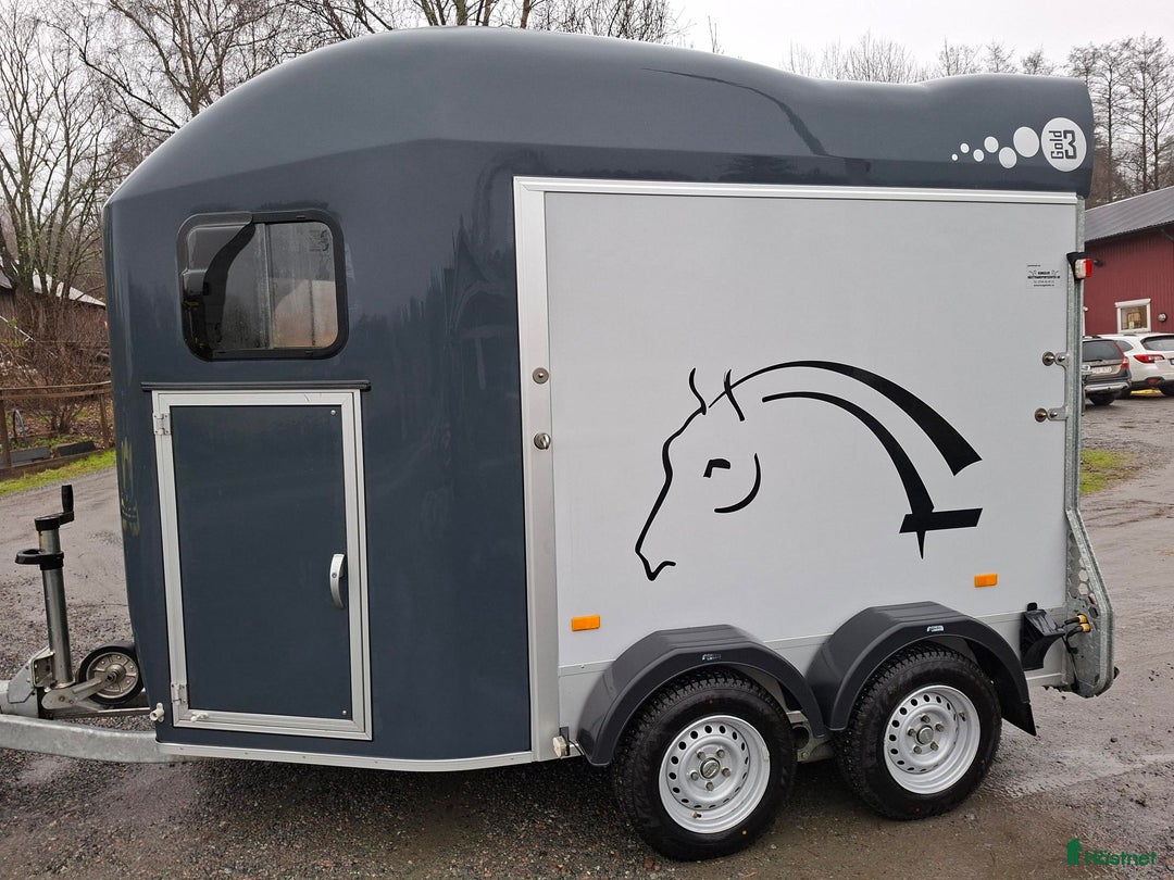 Hästtransporter  fordon & transport till salu: Cheval Gold 3 Composite med sulkyhållare i Harestad - Annons 3
