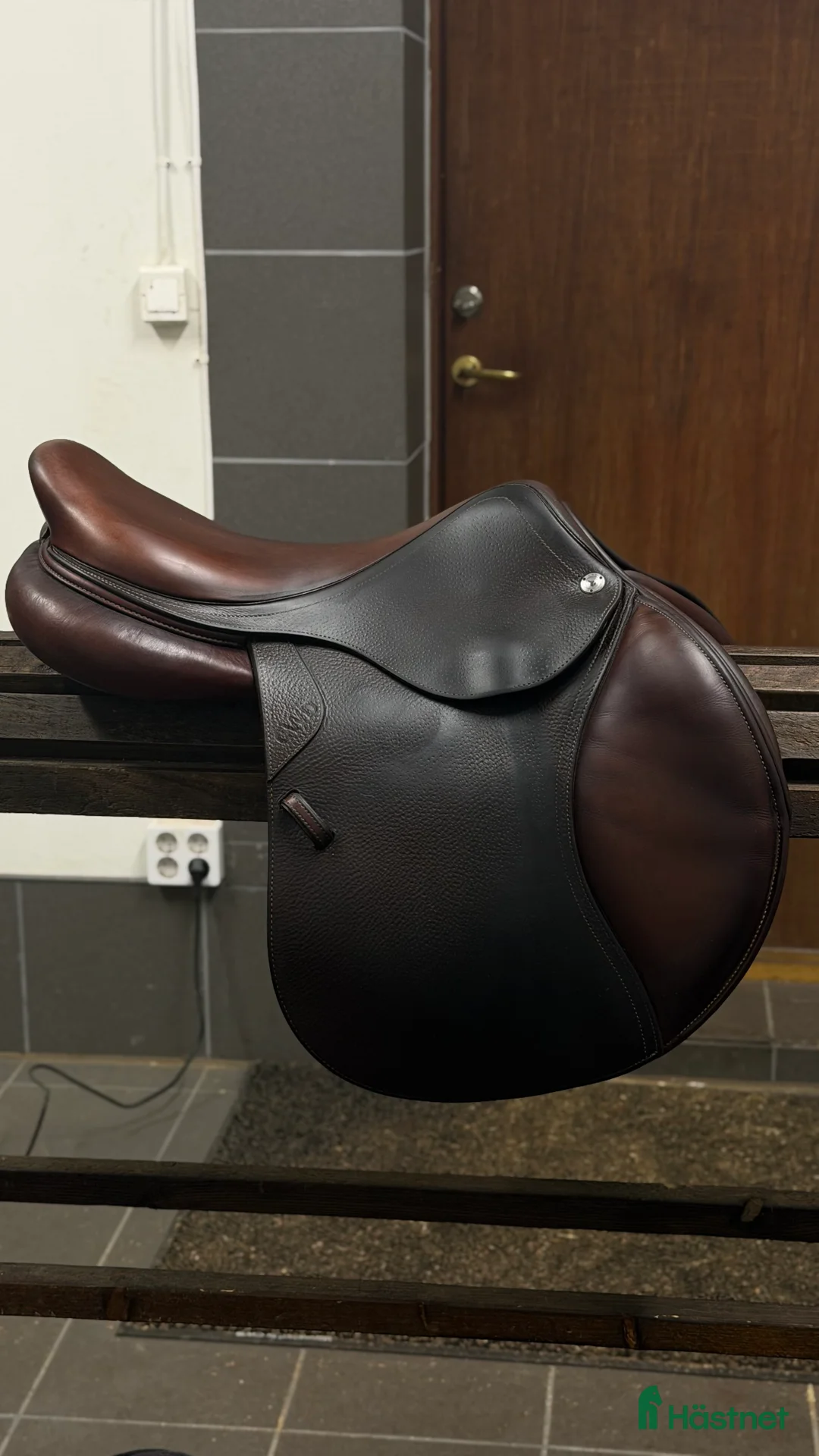 Sadlar hästutrustning till salu: FIN CWD I TOPPEN SKICK - Annons 1