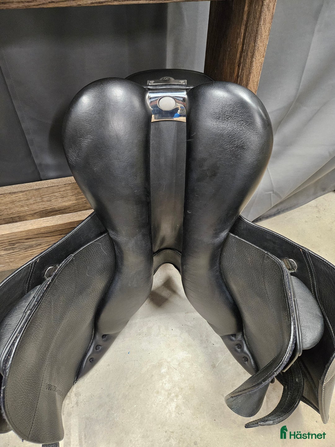 Sadlar hästutrustning till salu: Bates Elevation DS Plus, 17,5/W i Gällivare - Annons 3