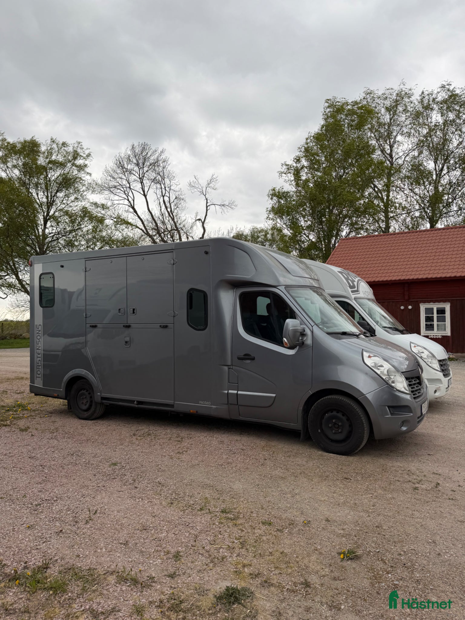 Hästlastbilar  fordon & transport till salu: Hästlastbil för den kvalitetsmedvetne! - Annons 2