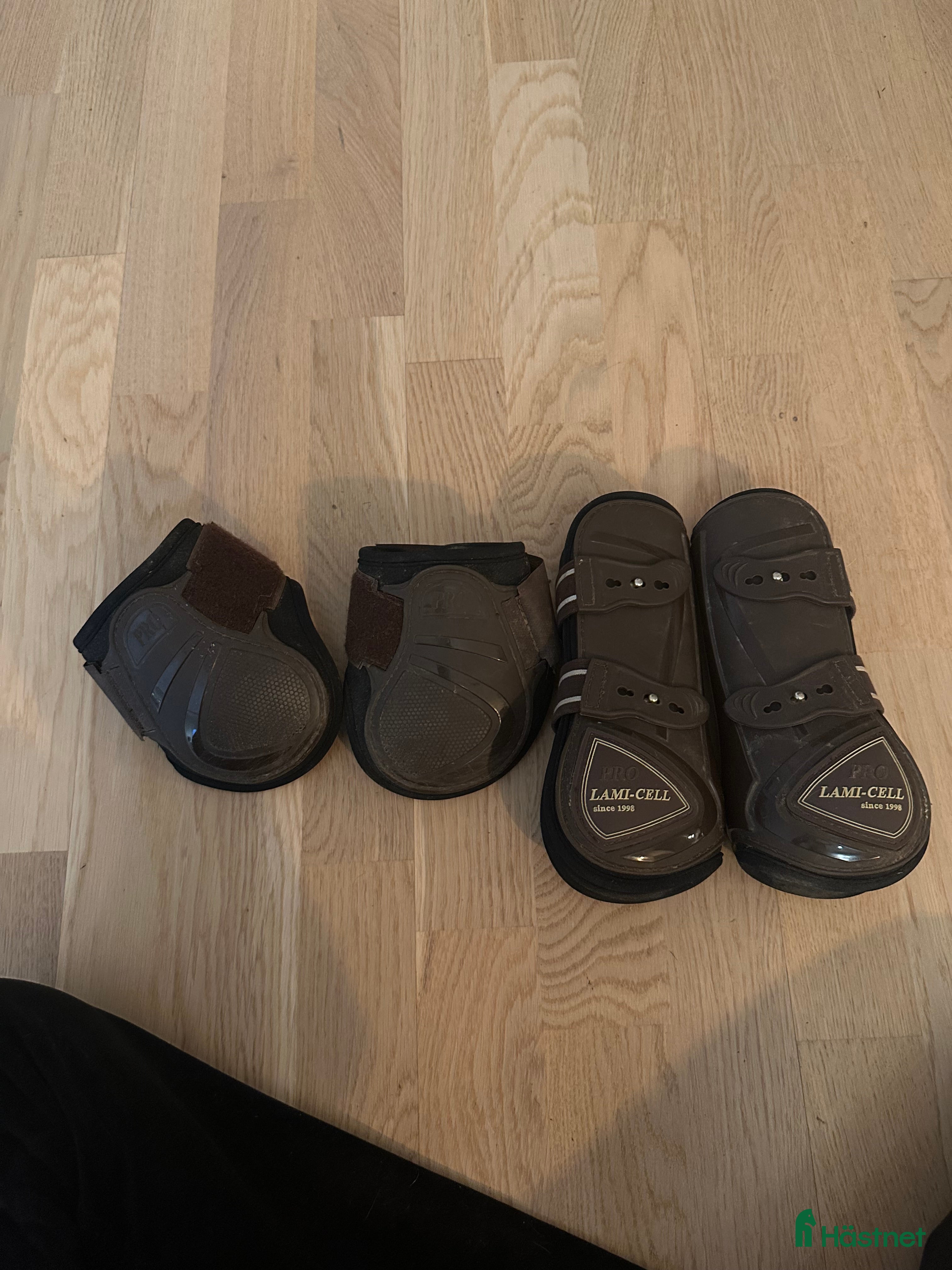 Benskydd hästutrustning till salu: Lami-cell benskydd, bak och fram  i Jönköping - Annons 19