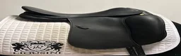 Sadlar hästutrustning till salu: Dressyrsadel Prestige Top Dressage 17" - Annons 1