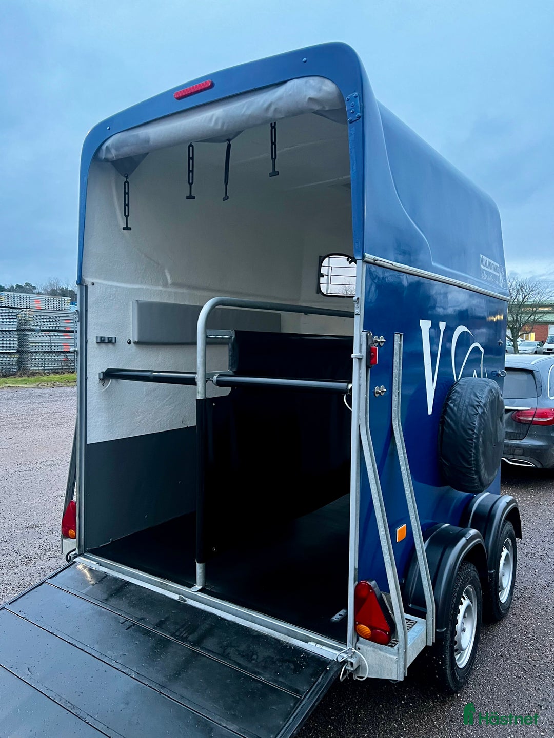 Hästtransporter  fordon & transport till salu: Värmlandsvagnen international ( Helg erbjudande! ) i Västerås - Annons 8