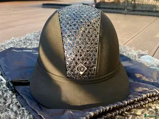 Hjälmar ryttarutrustning till salu: Charles owen SP8 Sparkly - Annons 2