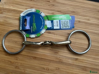 Bett hästutrustning till salu: Sprenger NovoContact tredelat 135 mm i Västerås - Annons 3