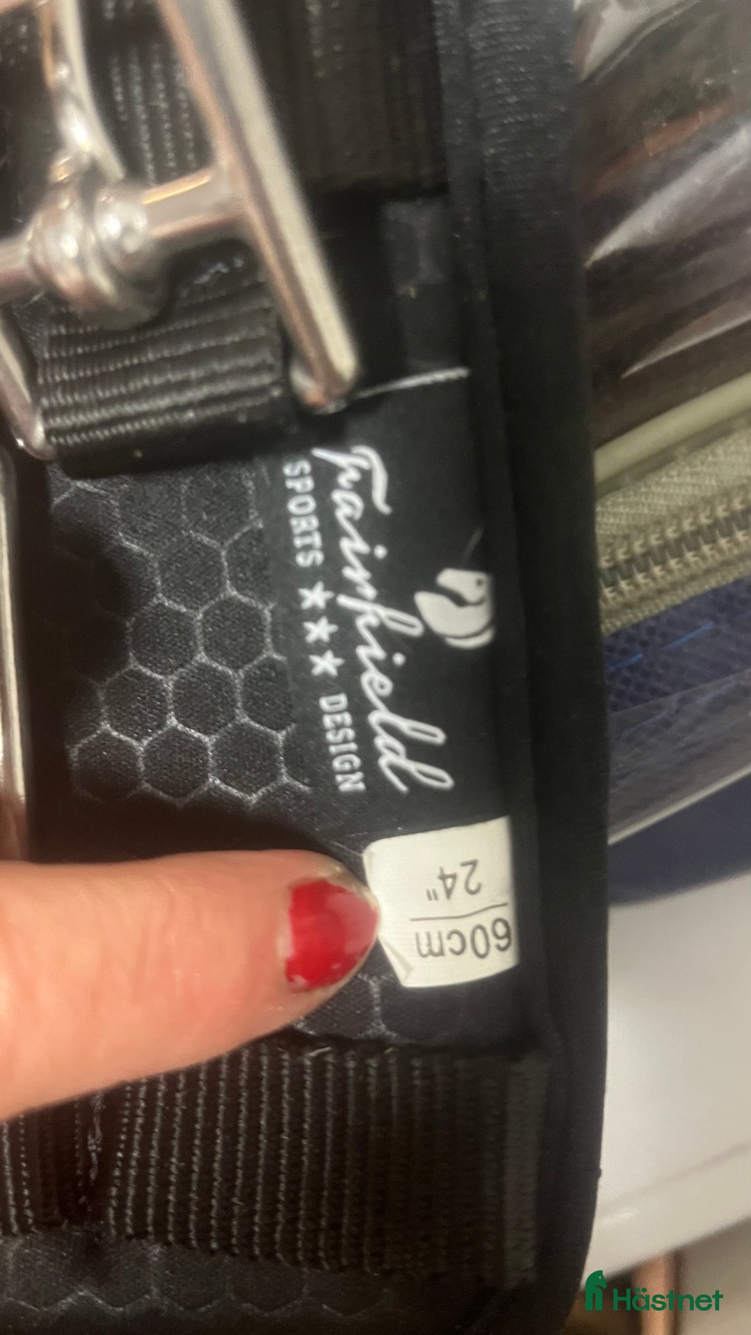 Sadeltillbehör hästutrustning till salu: Fairfield dressyrgjord 60 cm nyskick  i Örby - Annons 4