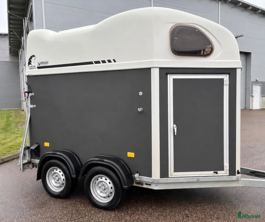 Hästtransporter  fordon & transport till salu: Cheval Liberté Gold First - 16 - Annons 2