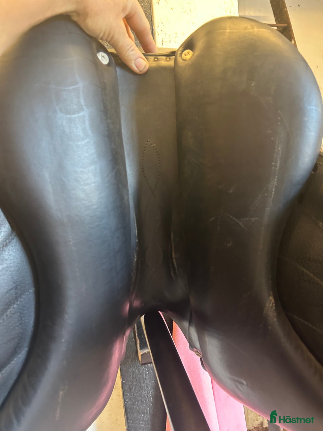 Sadlar hästutrustning till salu: Antares dressyr i Matfors - Annons 4