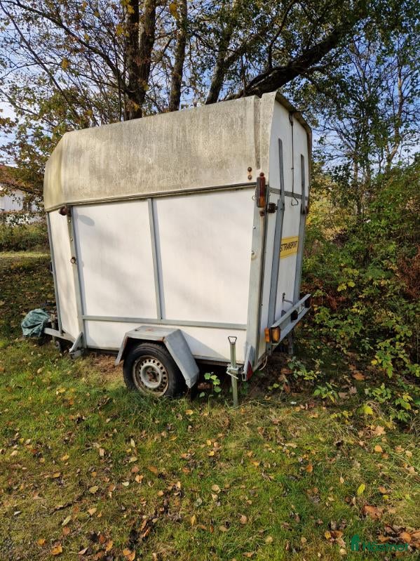 Hästtransporter  fordon & transport till salu: Tranesläpet, begagnad. i Lysekil - Annons 6