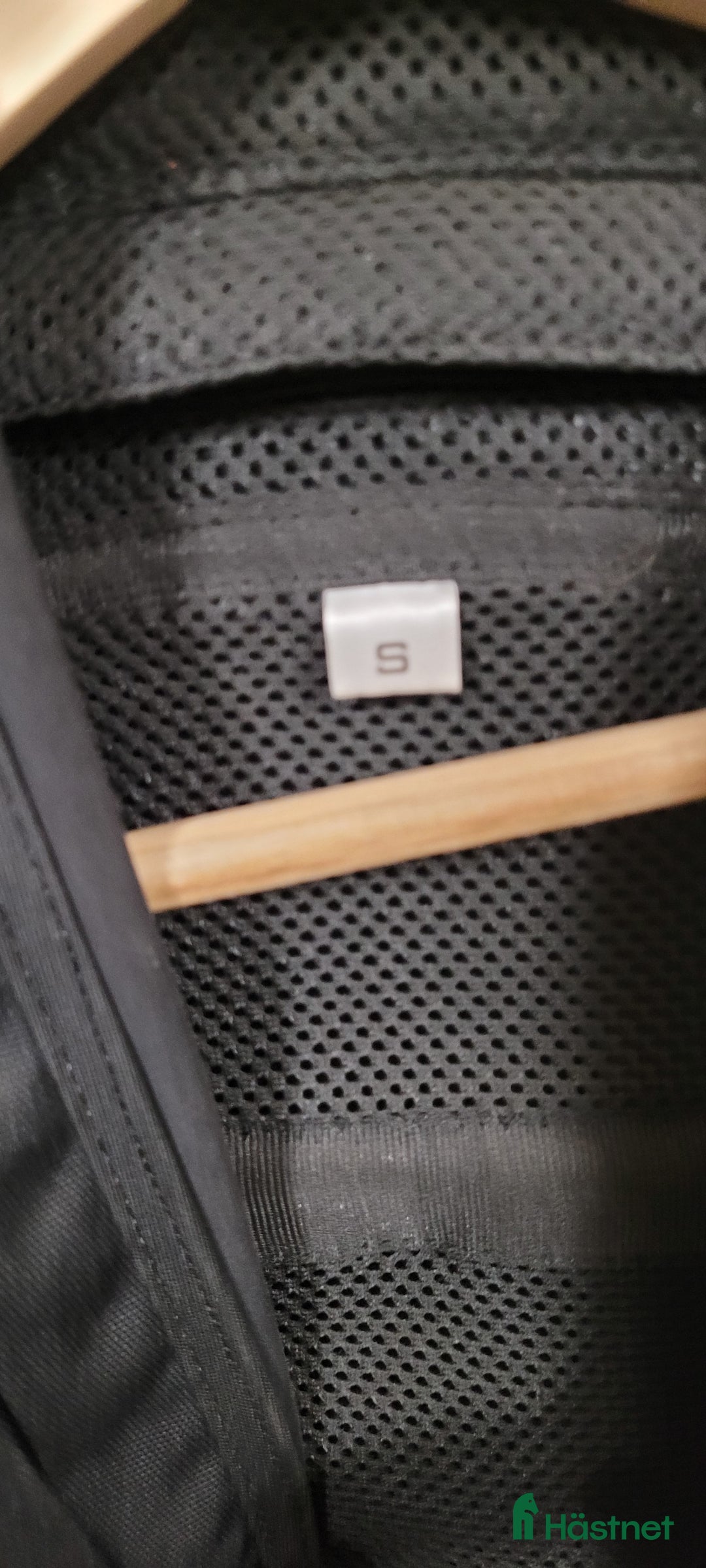 Säkerhetsvästar ryttarutrustning till salu: Jacket point two air  i Allerum - Annons 5