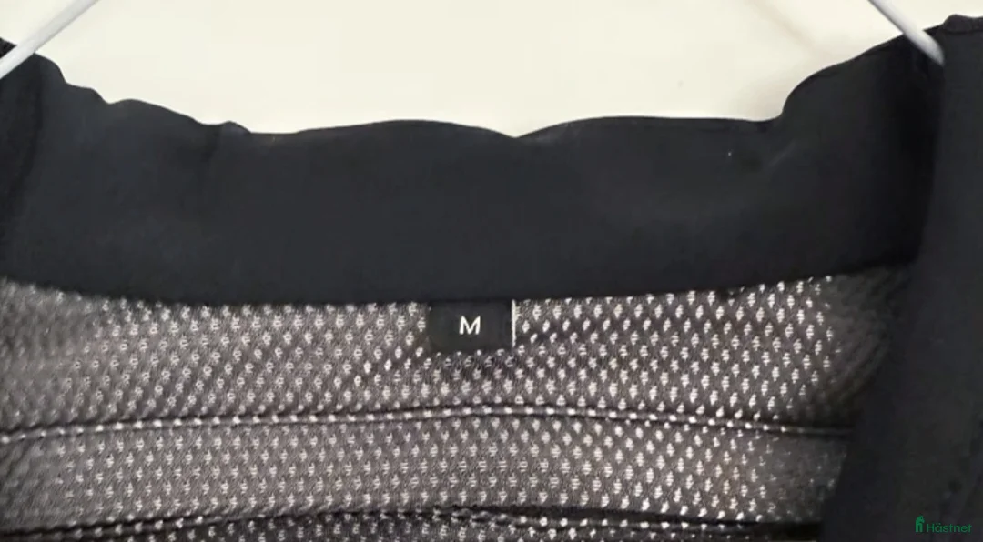 Säkerhetsvästar ryttarutrustning till salu: Freejump säkerhetsväst medium  i Rörbäcksnäs - Annons 3