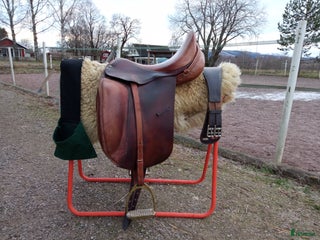 Sadlar hästutrustning till salu: Dominus dressyrsadel i Borlänge - Annons 6