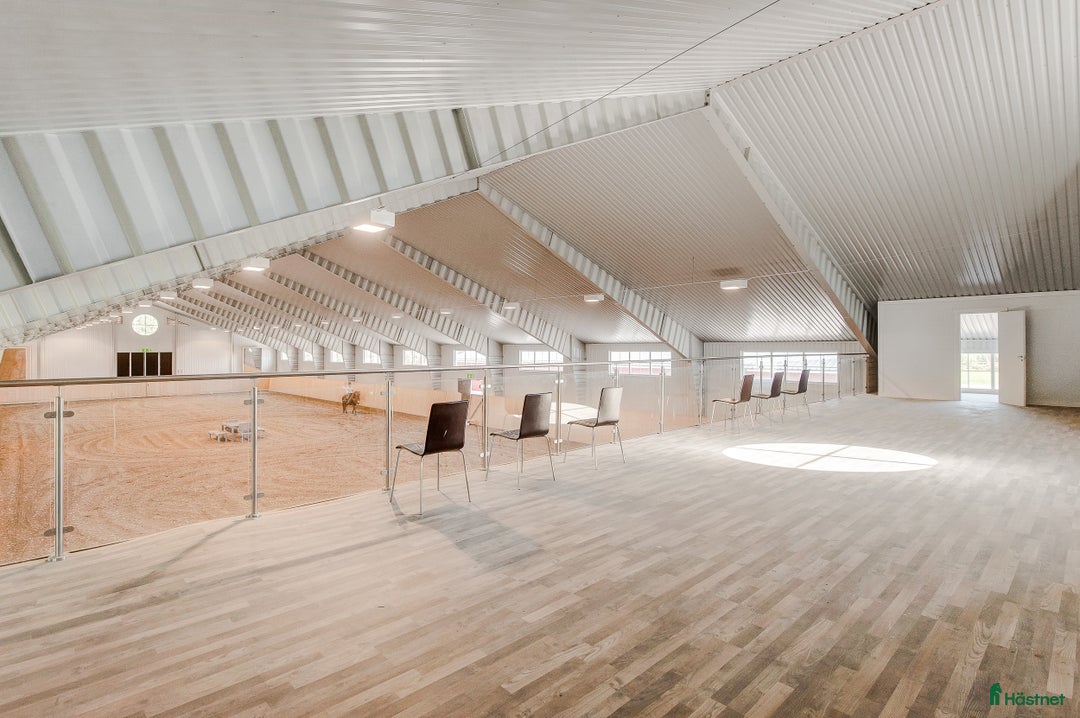  hästgårdar till salu: Charmigt stall i lantlig idyll, vackert renoverat! i Edsbro - Annons 7