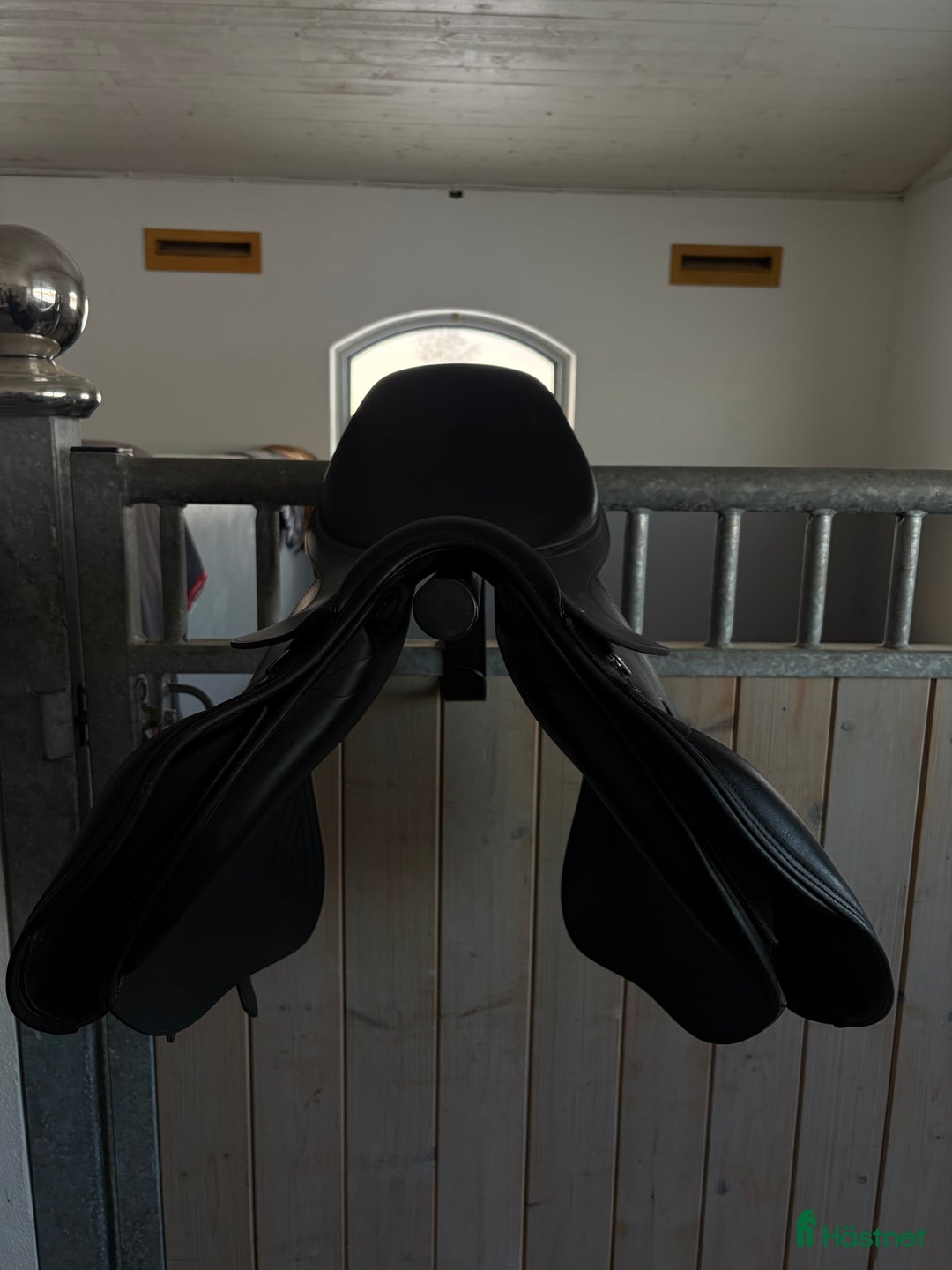 Sadlar hästutrustning till salu: TEKNA S-line allround 16.5’ i Säve - Annons 3