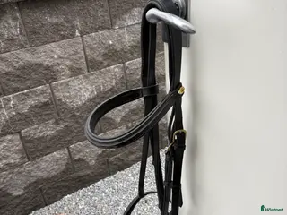 Träns hästutrustning Svart träns till salu - Annons 3