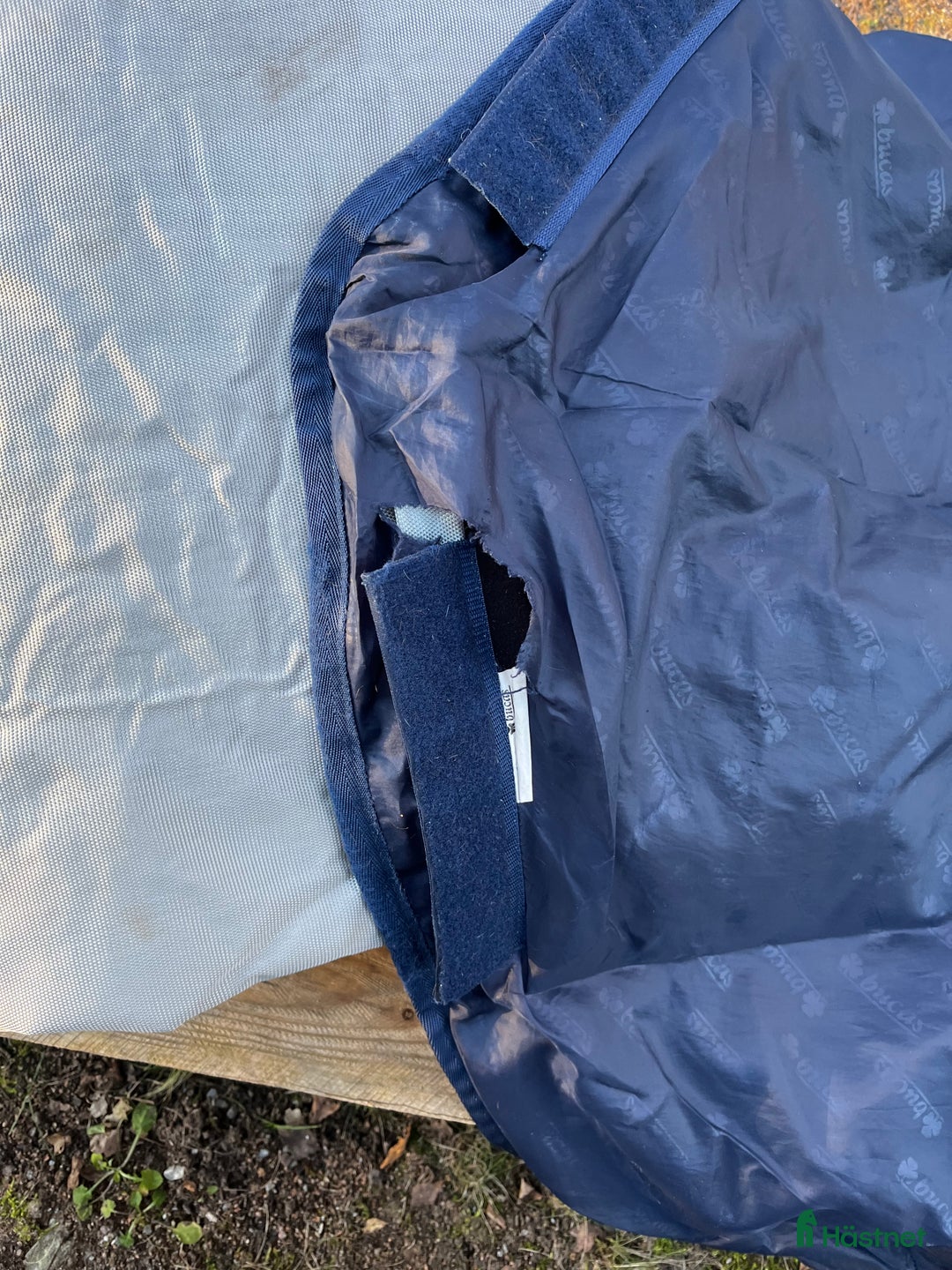 Täcken hästutrustning till salu: Bucas vintertäcke i Kvicksund - Annons 13