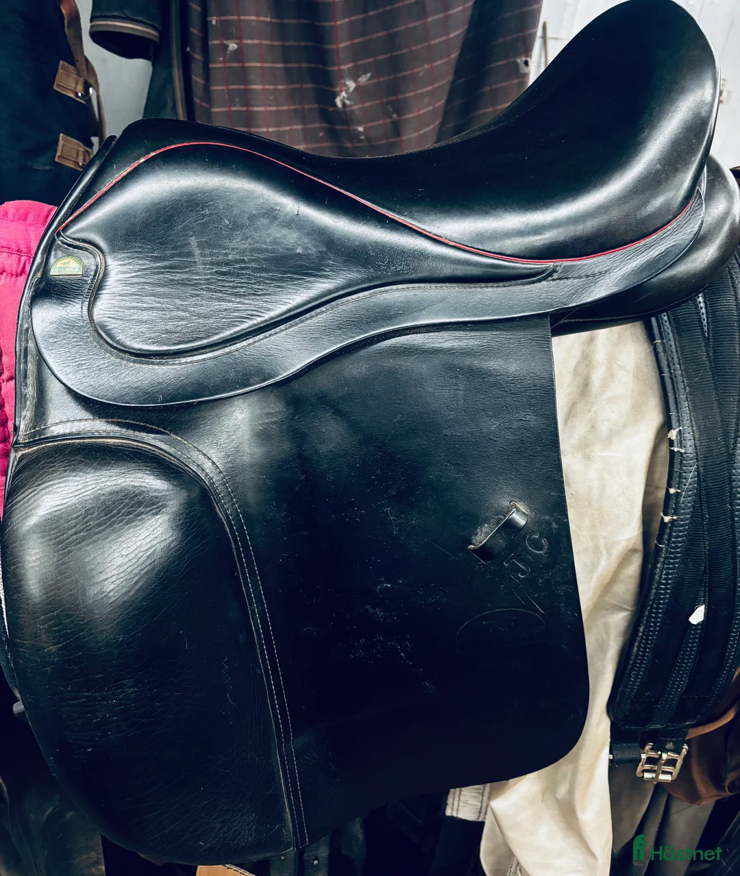 Sadlar hästutrustning till salu: Hilbar jc delight - Annons 1