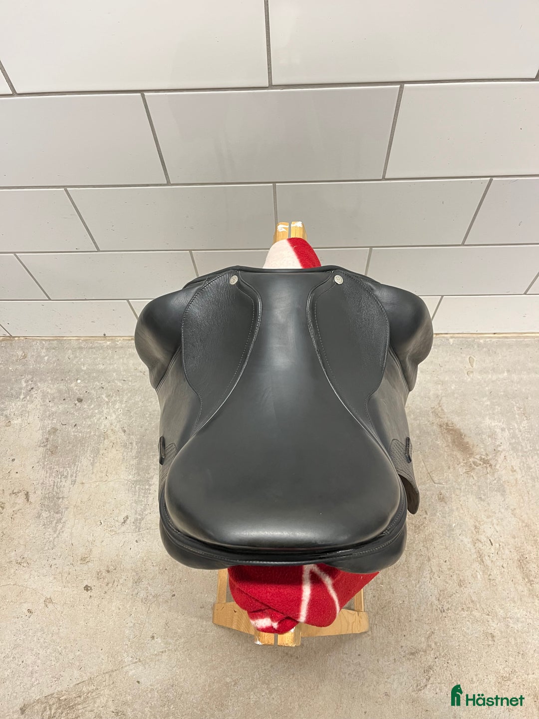 Sadlar hästutrustning till salu: ErgoX2 Trude i Nora - Annons 6