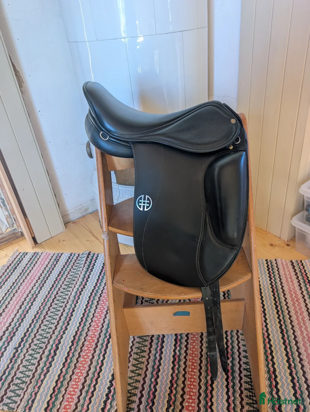 Sadlar hästutrustning till salu: Hrimnir Master 17' - Annons 1