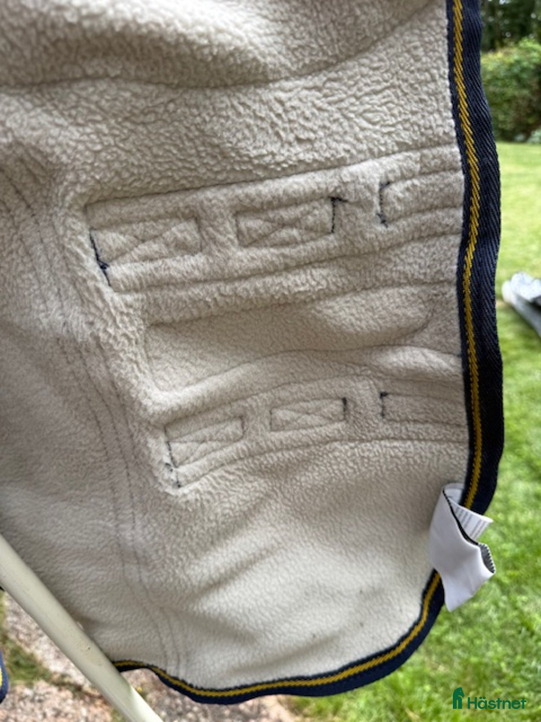 Täcken hästutrustning till salu: Nobel Trinity tjockt fleece/teddytäcke i Falsterbo - Annons 6