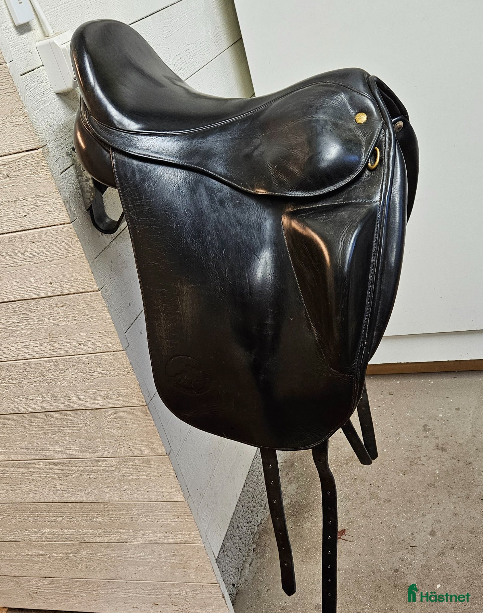 Sadlar hästutrustning till salu: Mycket fin Draupnir-sadel - Annons 4