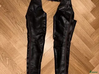 Ridbyxor ryttarutrustning till salu: Långa chaps - Annons 1