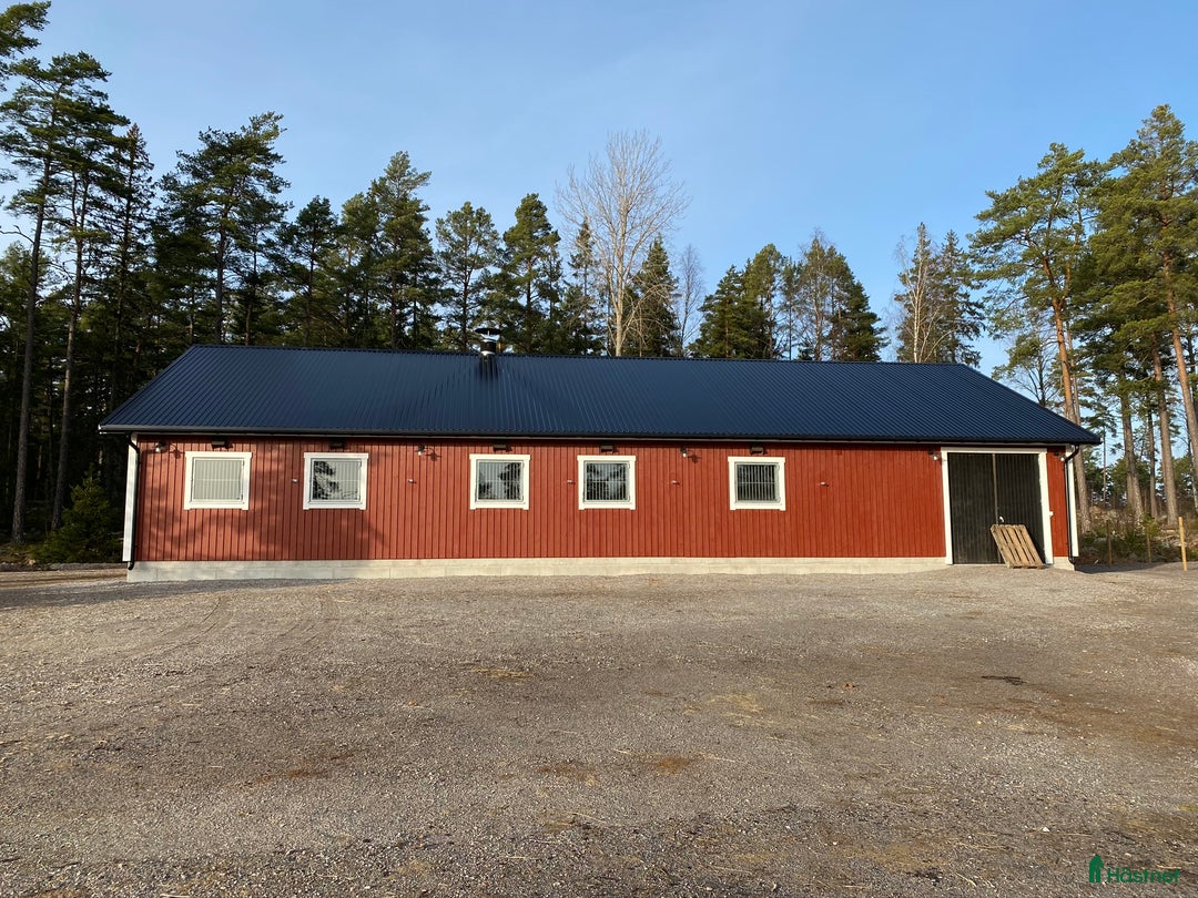  hästgårdar till salu: Charmigt stall i lantlig idyll, vackert renoverat! i Edsbro - Annons 29