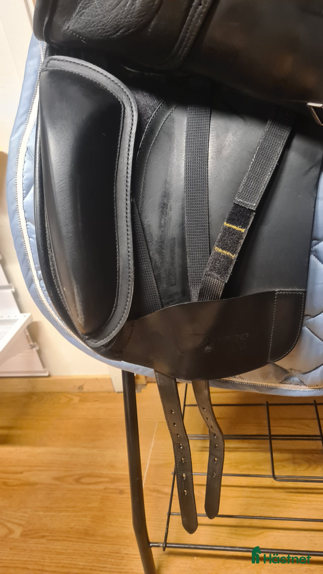 Sadlar hästutrustning till salu: Bates Dressage i Hamneda - Annons 2