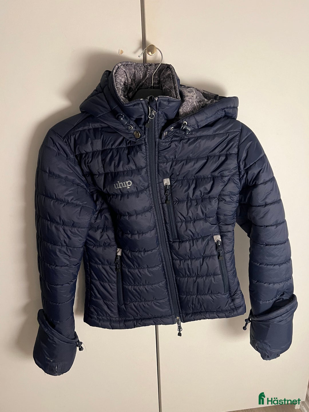 Jackor & Kavajer ryttarutrustning till salu: Uhip jacka i Västra Frölunda - Annons 1