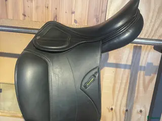 Sadlar hästutrustning Amerigo DJ Pinerolo i fint skick slumpas bort! - Annons 2