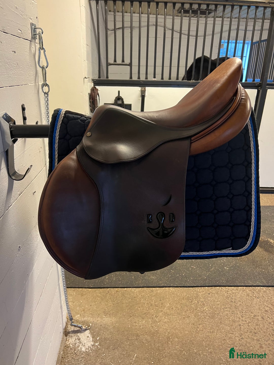 Sadlar hästutrustning till salu: Bruno delgrange sadel i Sala - Annons 2