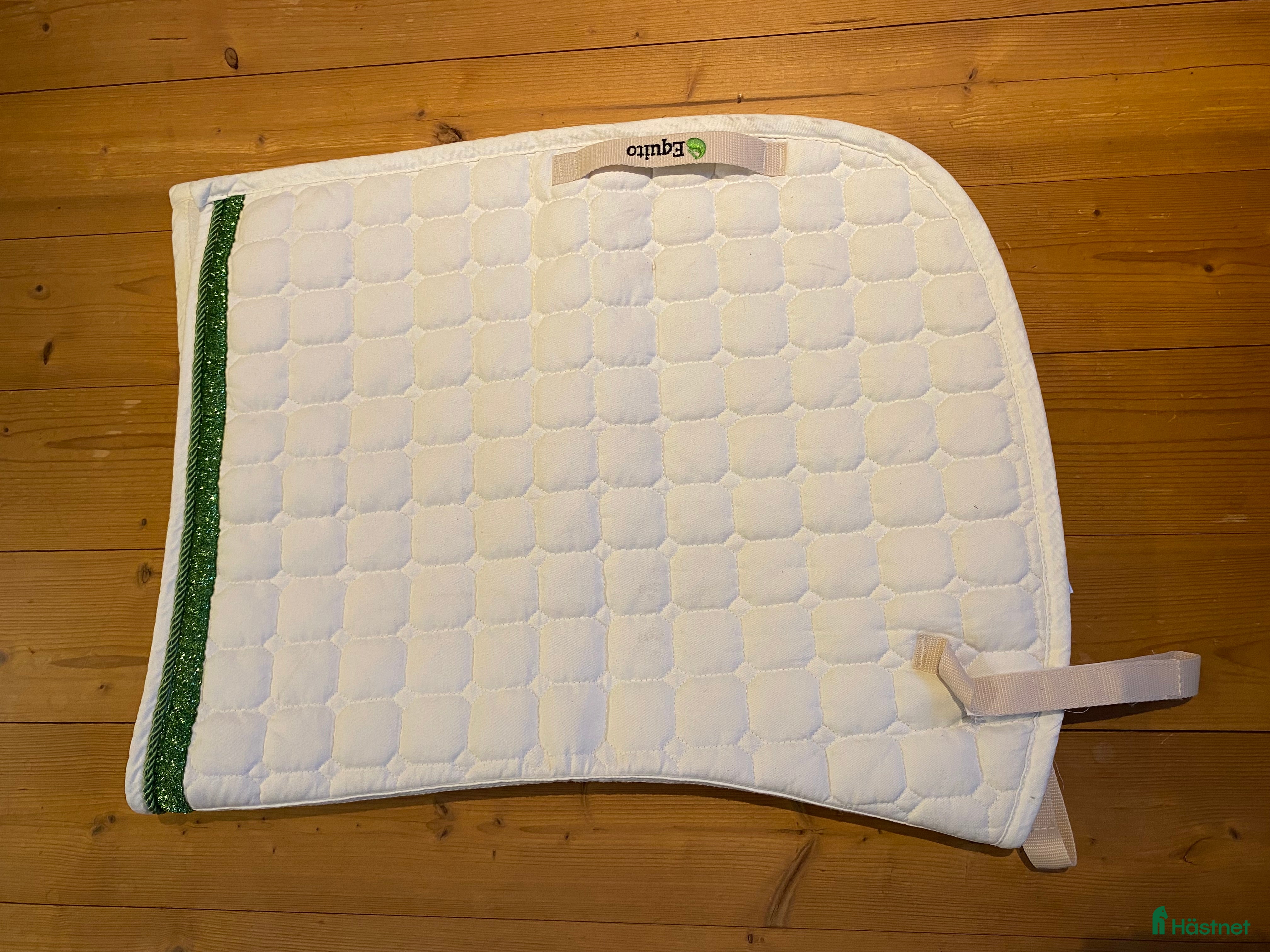 Schabrak & Vojlockar hästutrustning till salu: Dressyr-schabrak i Sala - Annons 12