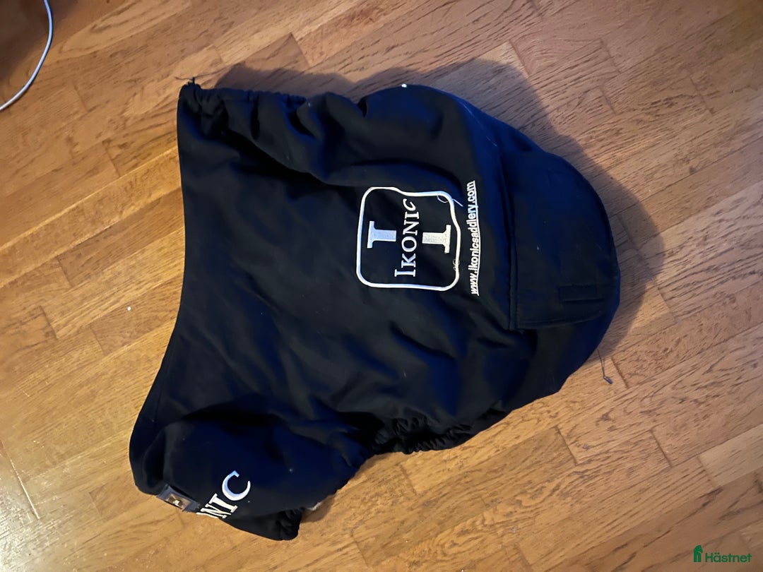 Sadlar hästutrustning till salu: Ikonic Light Hoppsadel i Värmdö - Annons 8