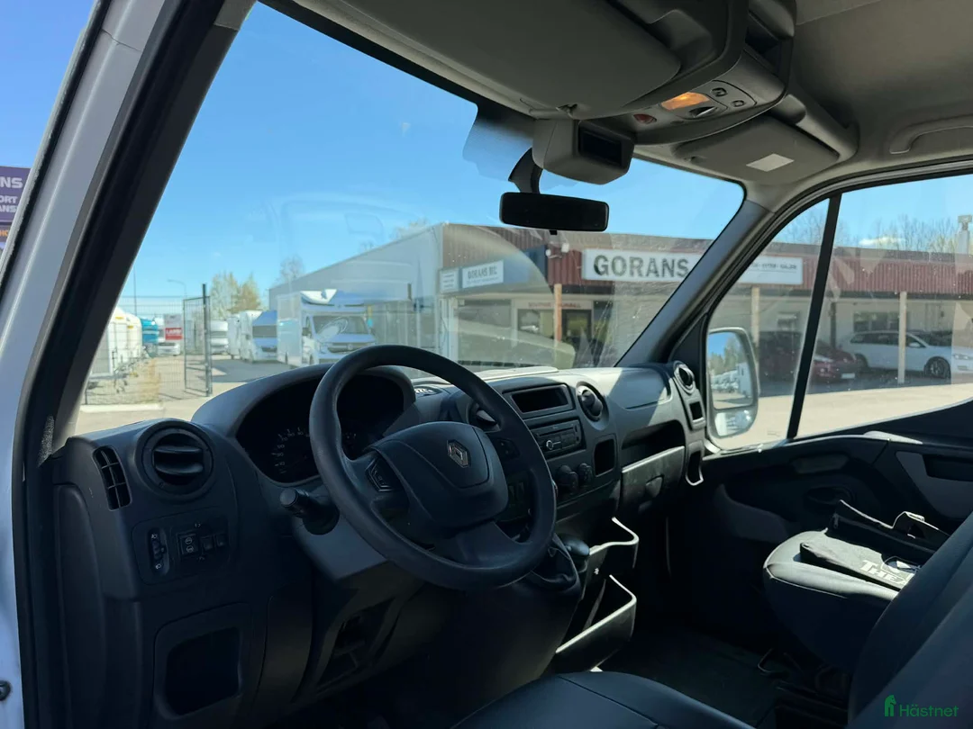 Hästlastbilar  fordon & transport till salu: THEAULT PROTEO 5 SÄTEN LÅG SKATT  - Annons 14