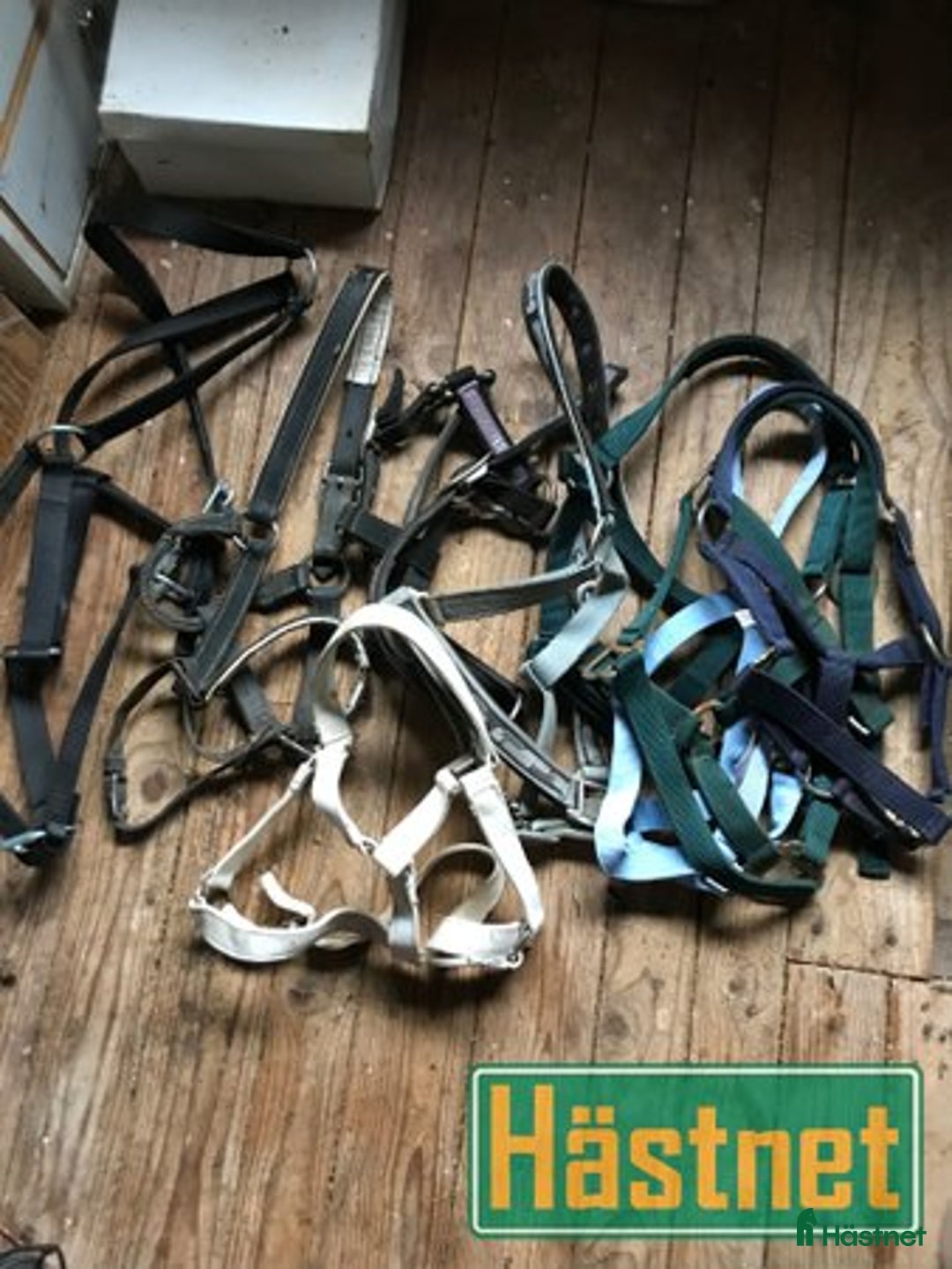 Övrig Hästutrustning hästutrustning till salu: 10 grimmor till shetland och ardenner i Långasjö - Annons 1