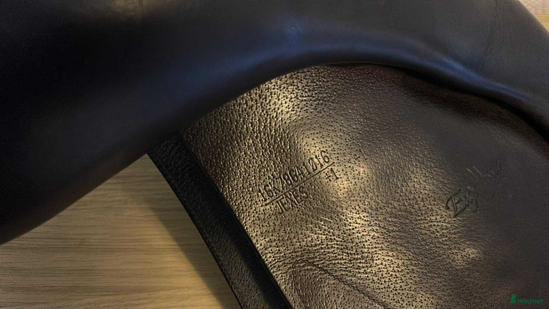 Sadlar hästutrustning till salu: Equipe Expression i Sundsvall - Annons 4