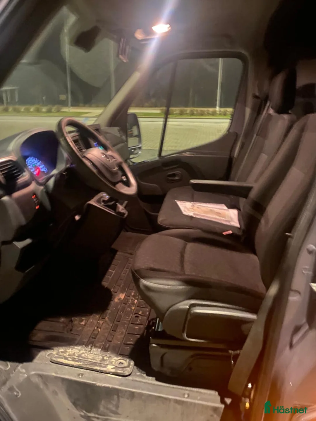 Hästlastbilar  fordon & transport till salu: Stuteri B-kortsbuss meetingmodell  i Falun - Annons 12