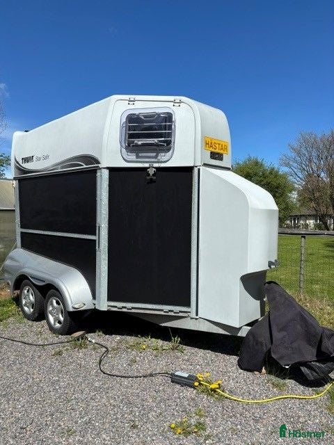 Hästtransporter  fordon & transport till salu: Hästtransport - THULE SAFIR 140 E5 - Annons 15