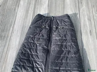 Övrigt Ridkläder ryttarutrustning till salu: Svart kjol i Upplands Väsby - Annons 19