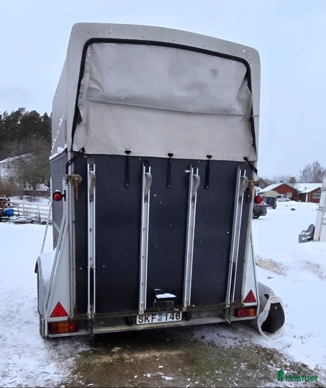Hästtransporter  fordon & transport till salu: Blomert T2 Rubin - sadelkammare- aluminiumgolv  i Stenhamra - Annons 5