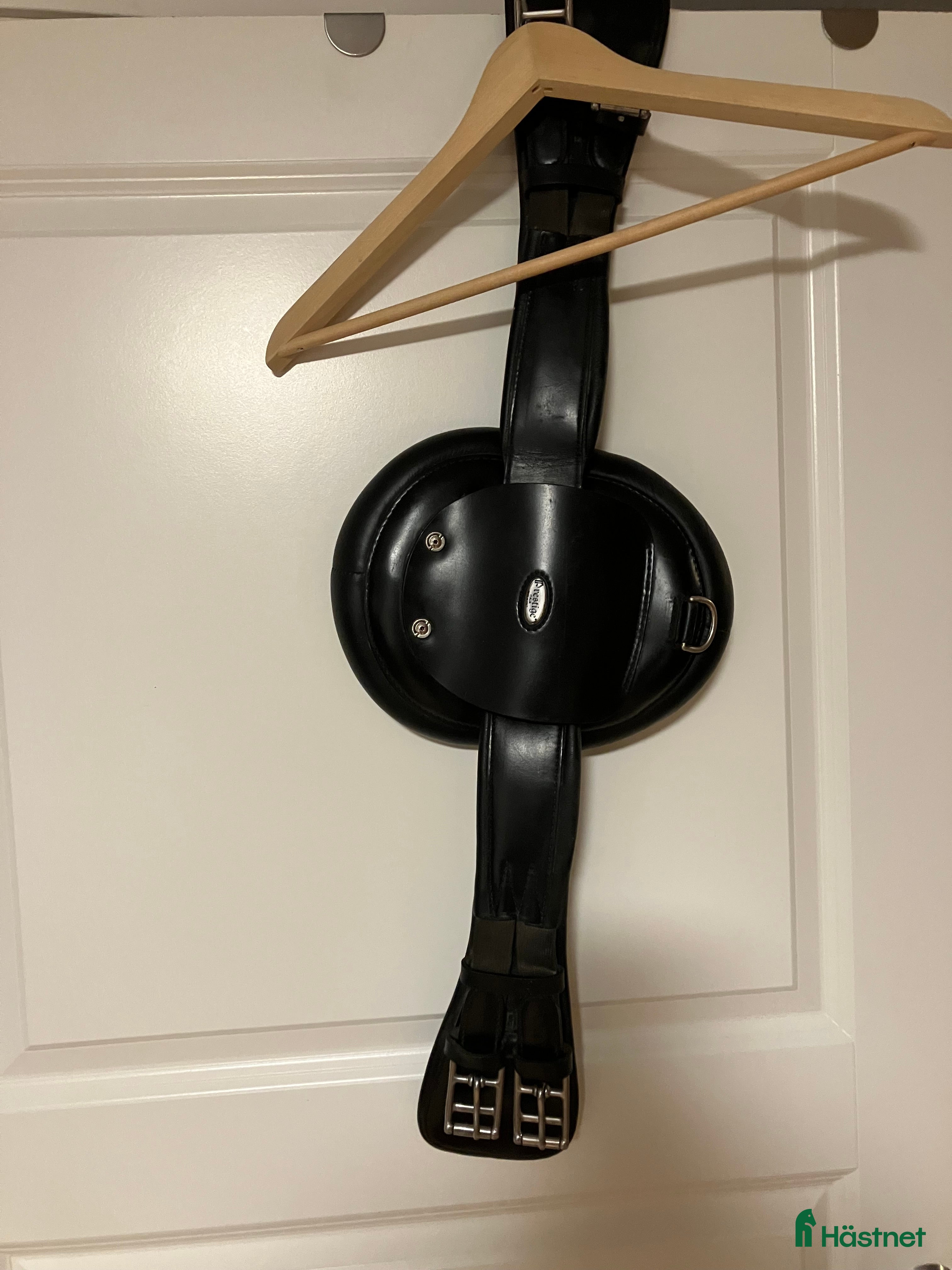 Sadeltillbehör hästutrustning Prestige dressyr sadelgjord liten magplatta - Annons 4