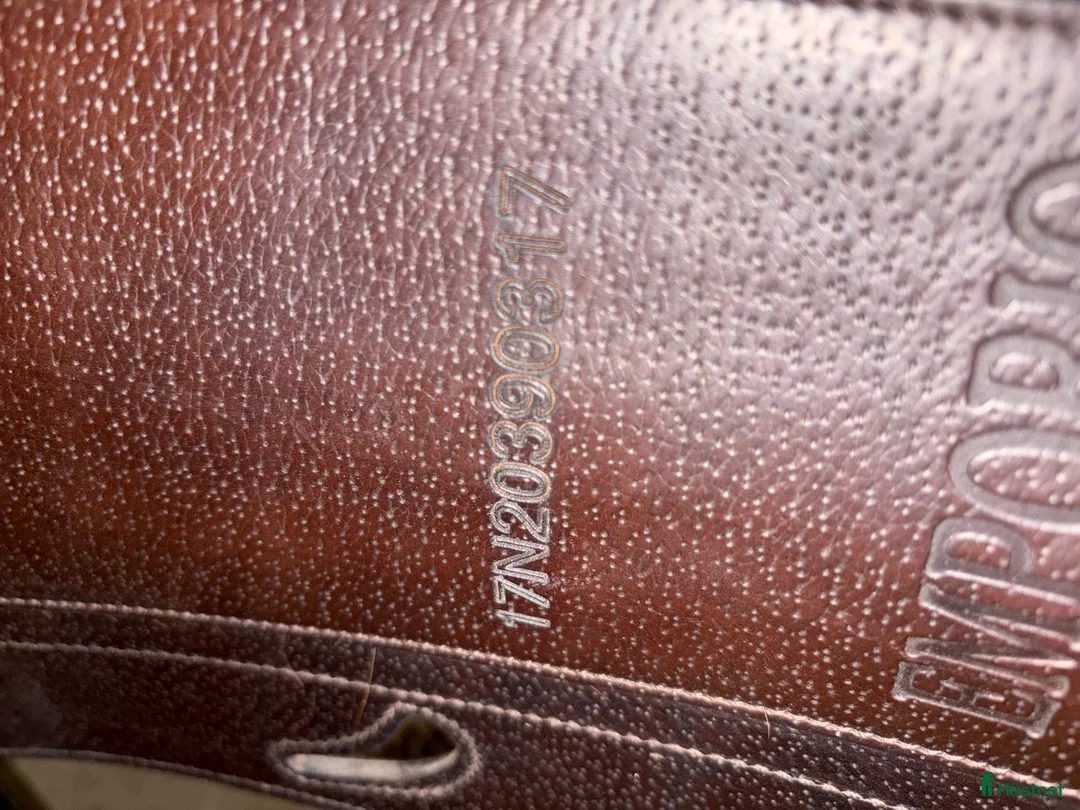 Sadlar hästutrustning till salu: Equipe Emporio Special One Flap 17 tum till salu i Lönsboda - Annons 4