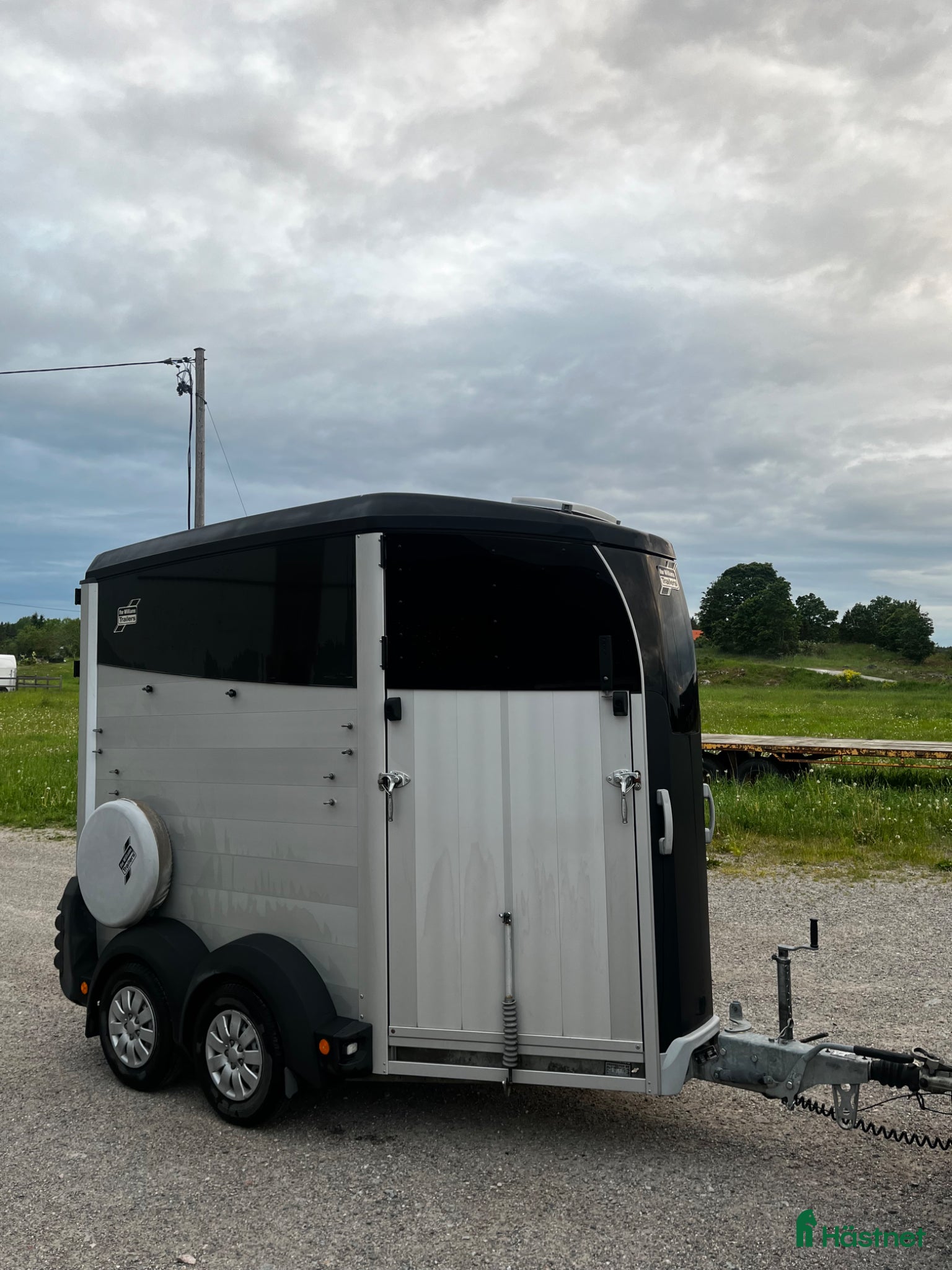 Hästtransporter  fordon & transport till salu: Ifor Williams HBX 403 2020/2021 – fri hemleverans i Vallentuna - Annons 1
