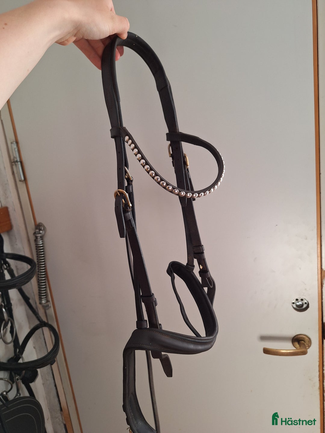Träns hästutrustning till salu: Träns, lädergrimmor, tyglar  (cob + full) i Torslanda - Annons 6