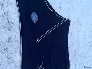 Täcken hästutrustning till salu: Täcken i Södertälje - Annons 1