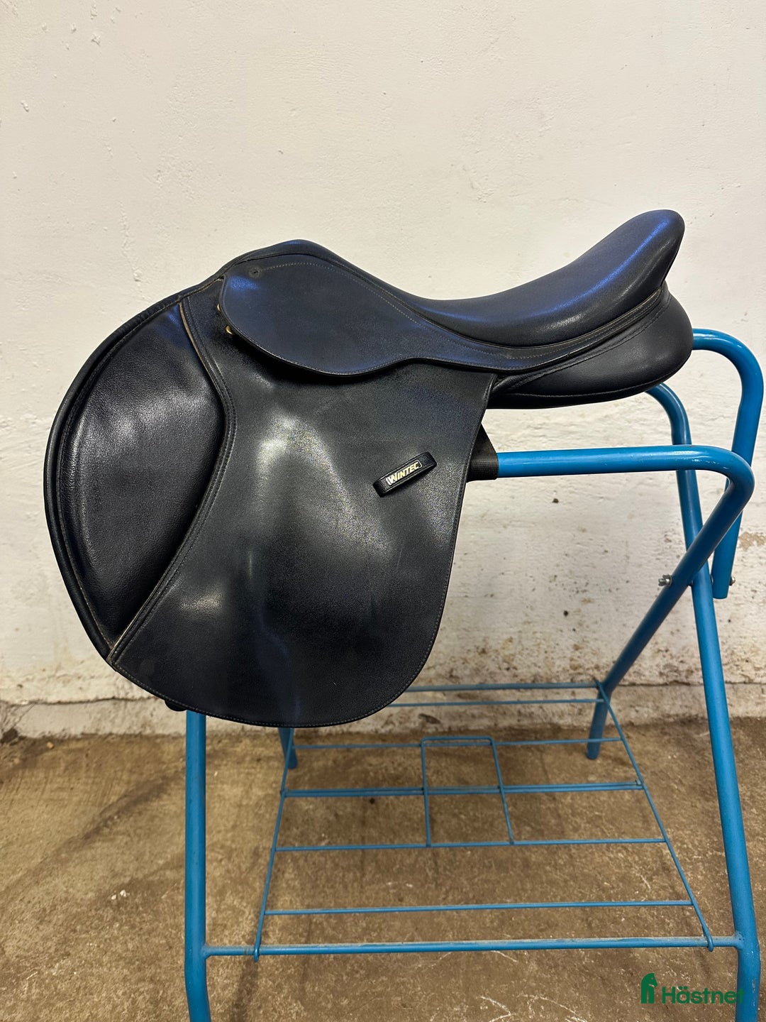Sadlar hästutrustning till salu: Wintec hopp inkl 5 järn i Vuollerim - Annons 2
