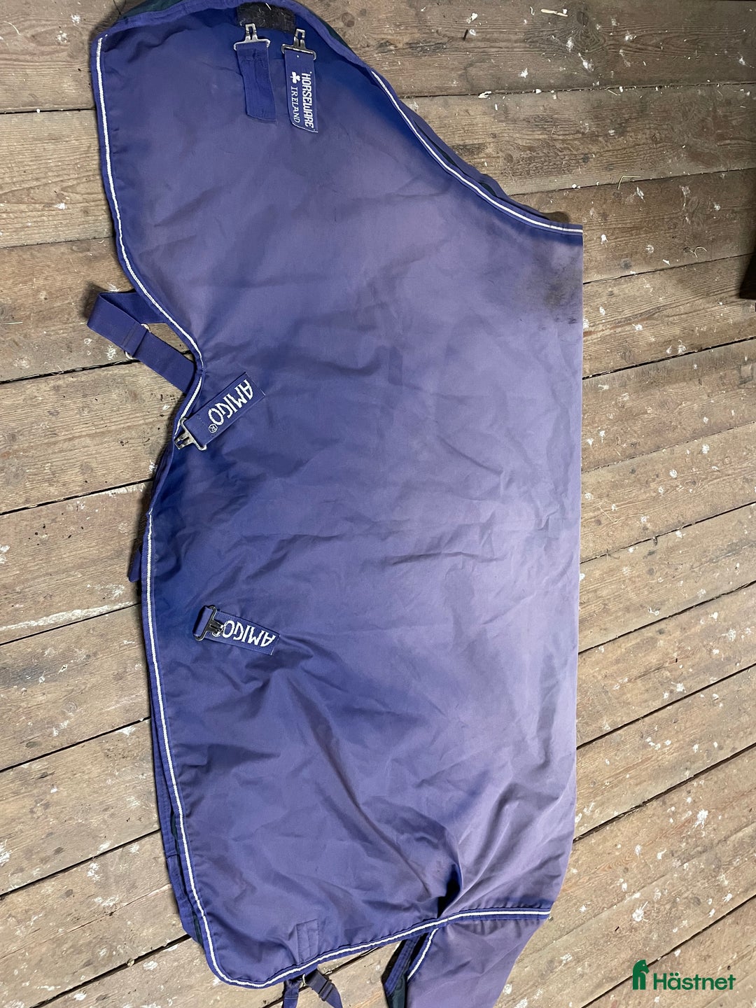 Täcken hästutrustning till salu: Täcken FINT SKICK i Hudiksvall - Annons 3