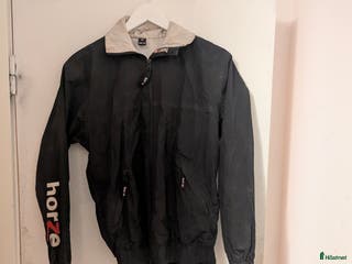 Jackor & Kavajer ryttarutrustning till salu: Jacka från Horze i Tierp - Annons 1