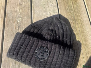 Övrigt Ridkläder ryttarutrustning till salu: Fodrade ridhandskar + stallmössa i Tyresö - Annons 18